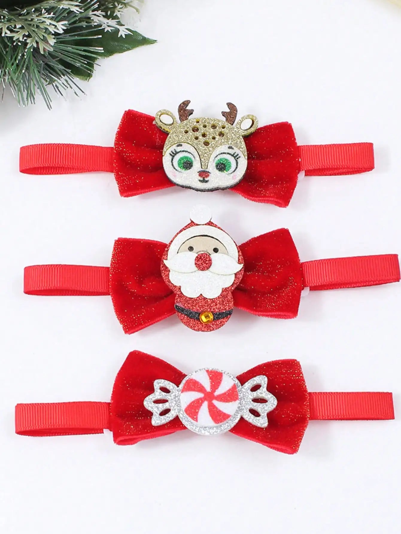 Christmas Pet Bow Tie – Red Mini Tie with Festive Elements for Dogs & Cats