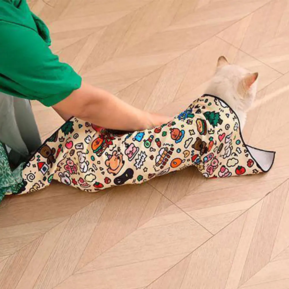 Cat Grooming Wrap – Self-Adherent Restraint Swaddle