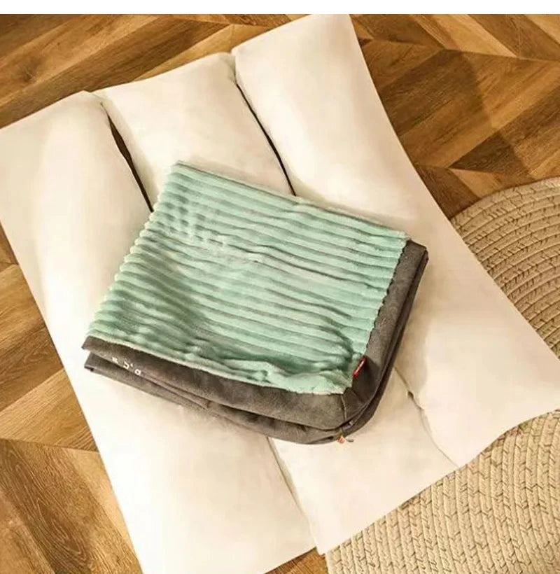 Winter Warm Corduroy Dog Bed – Soft Washable Sleeping Mat