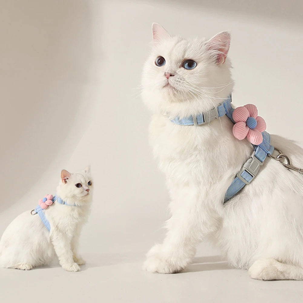 Pet Leash and Harness Set – Adjustable Vest with Self-Carrying Traction Rope for Dogs & Cats
